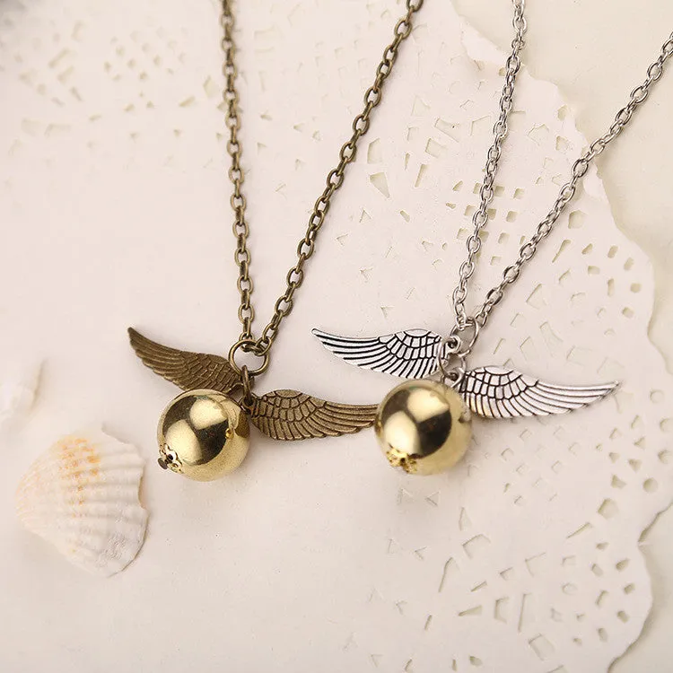 Hot Sale Occident Retro Fashion Snitch Gold Pendant Movie Theme Necklace Angel Wing Chain