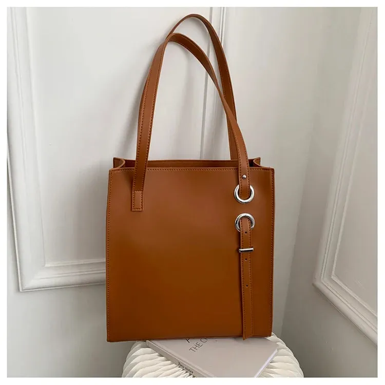 Large minimalistic tote Handbag